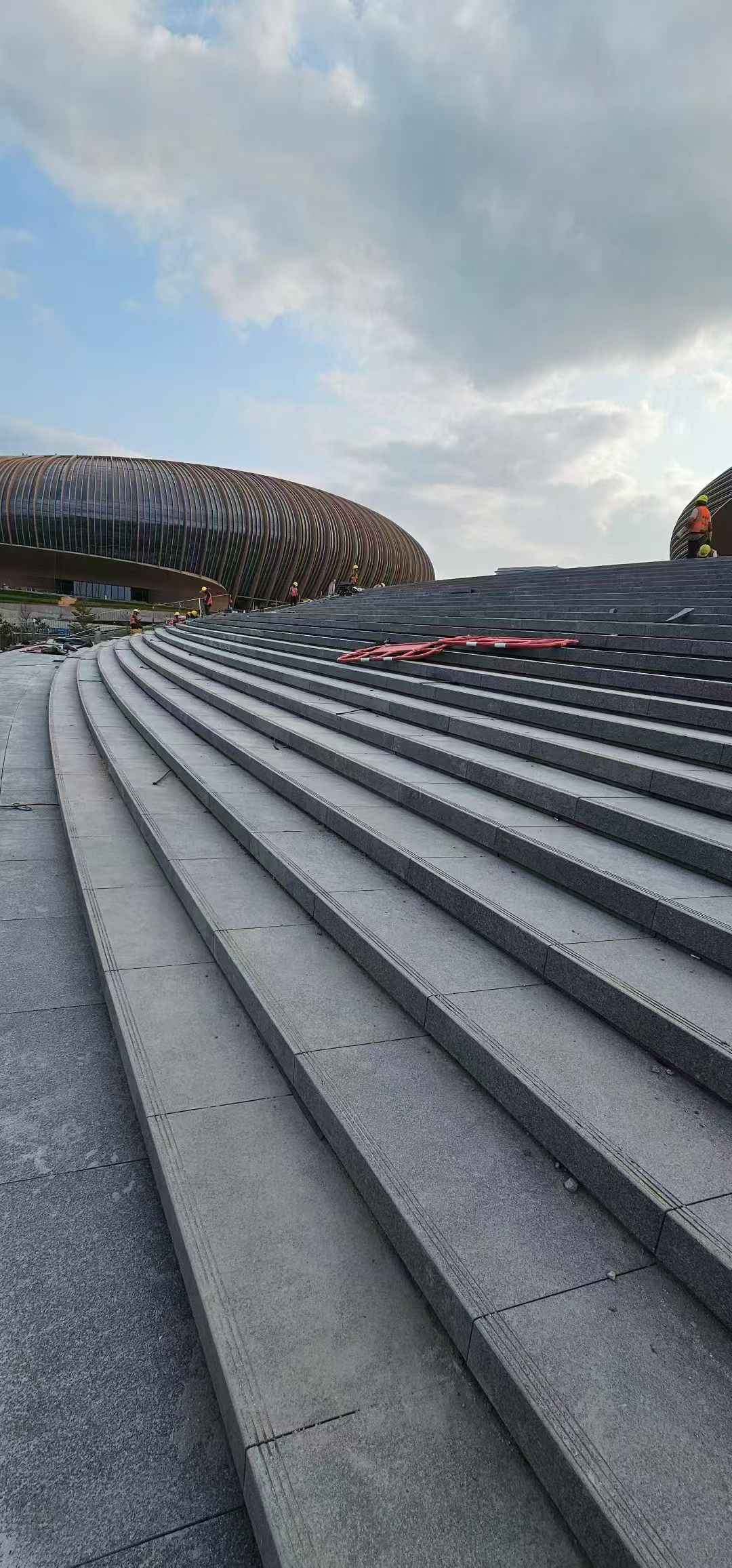 青海 弧形整石台阶铺装效果图