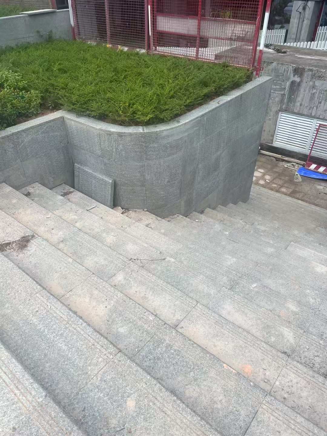 青海 芝麻黑火烧面铺装案例