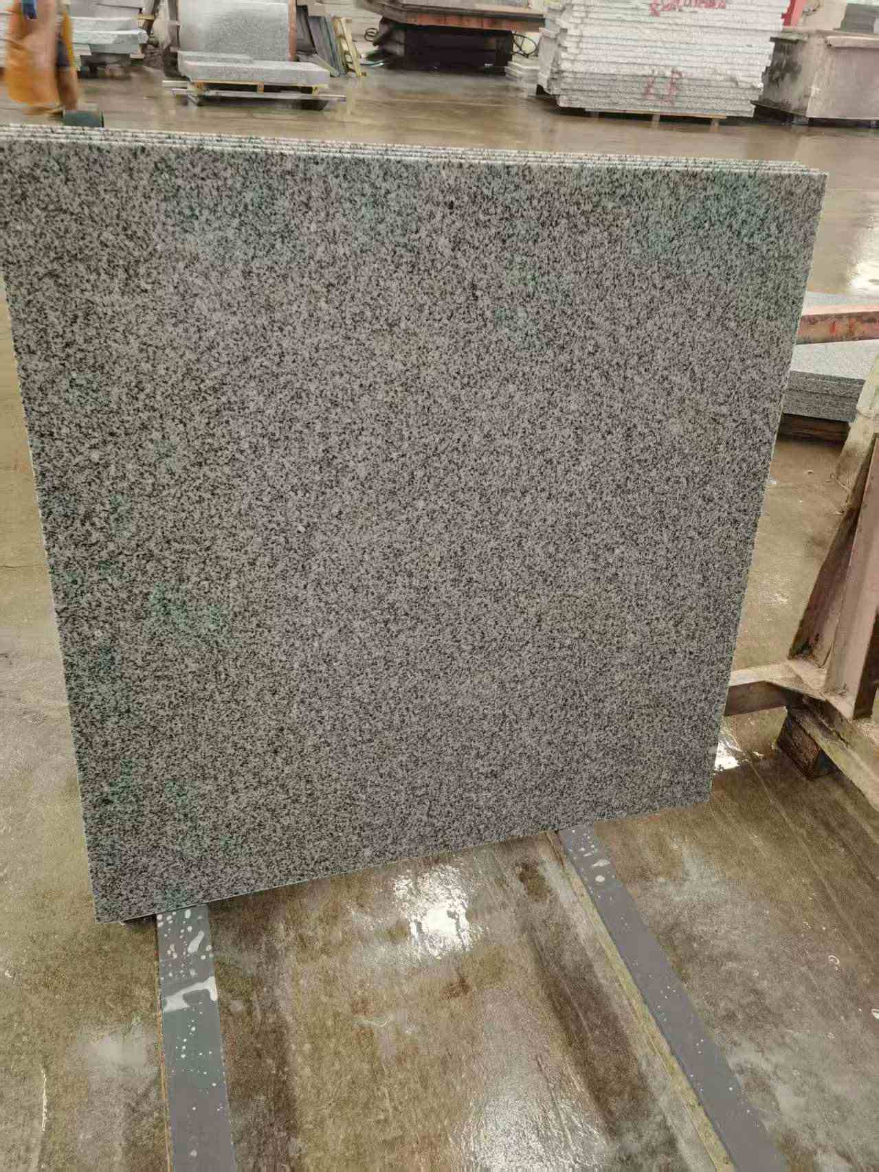 青海 芝麻白光面900*900，高地铁标准