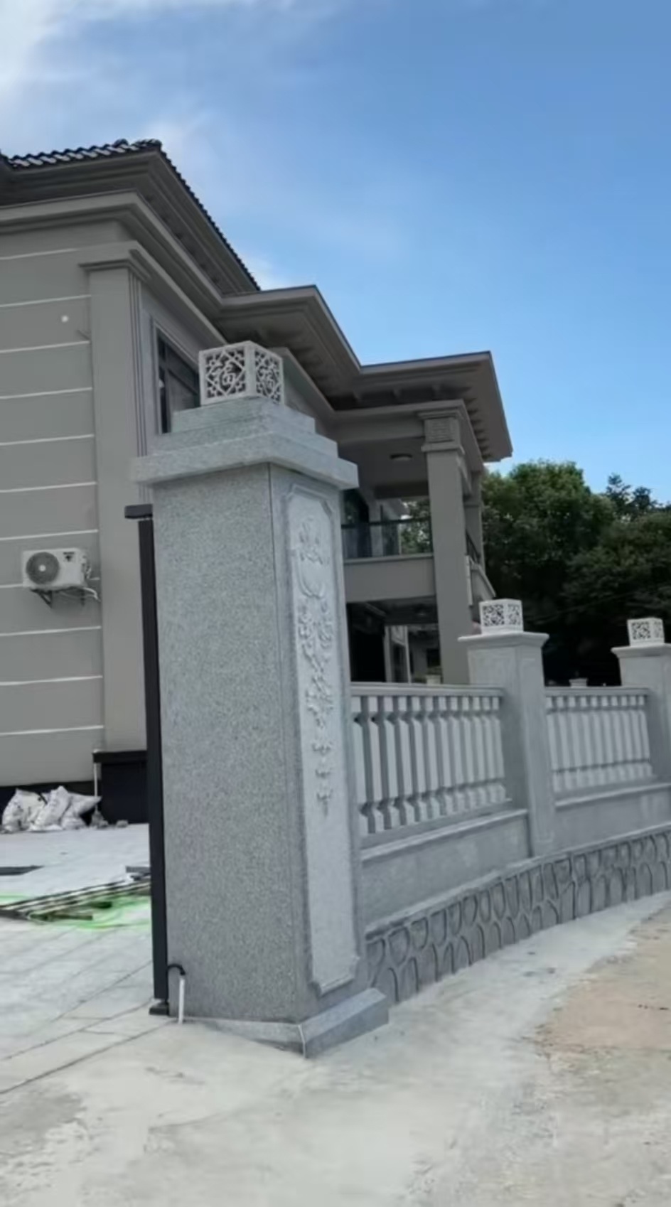 青海 芝麻白别墅围墙栏杆，私人订制