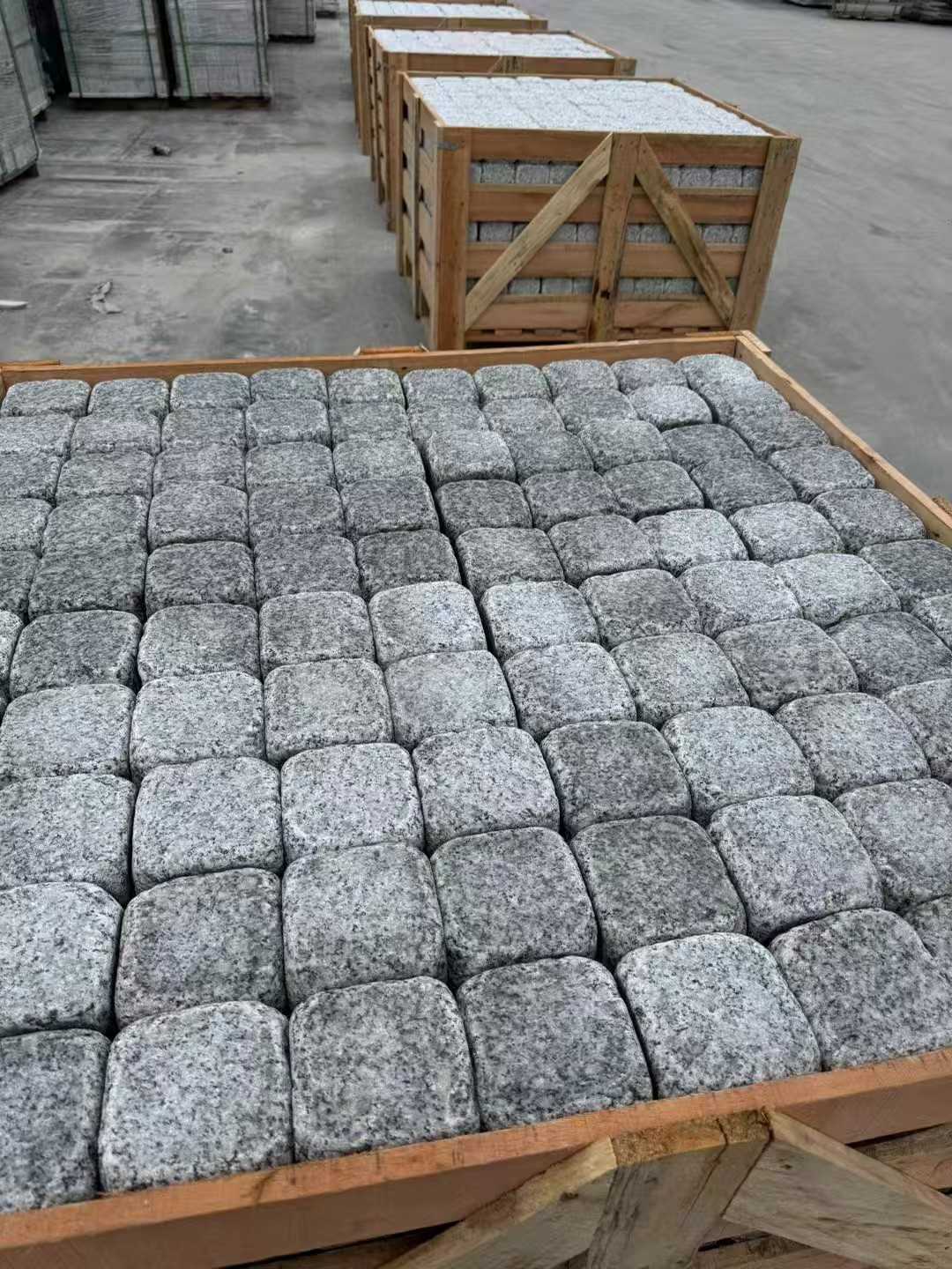 青海 园林景观滚石