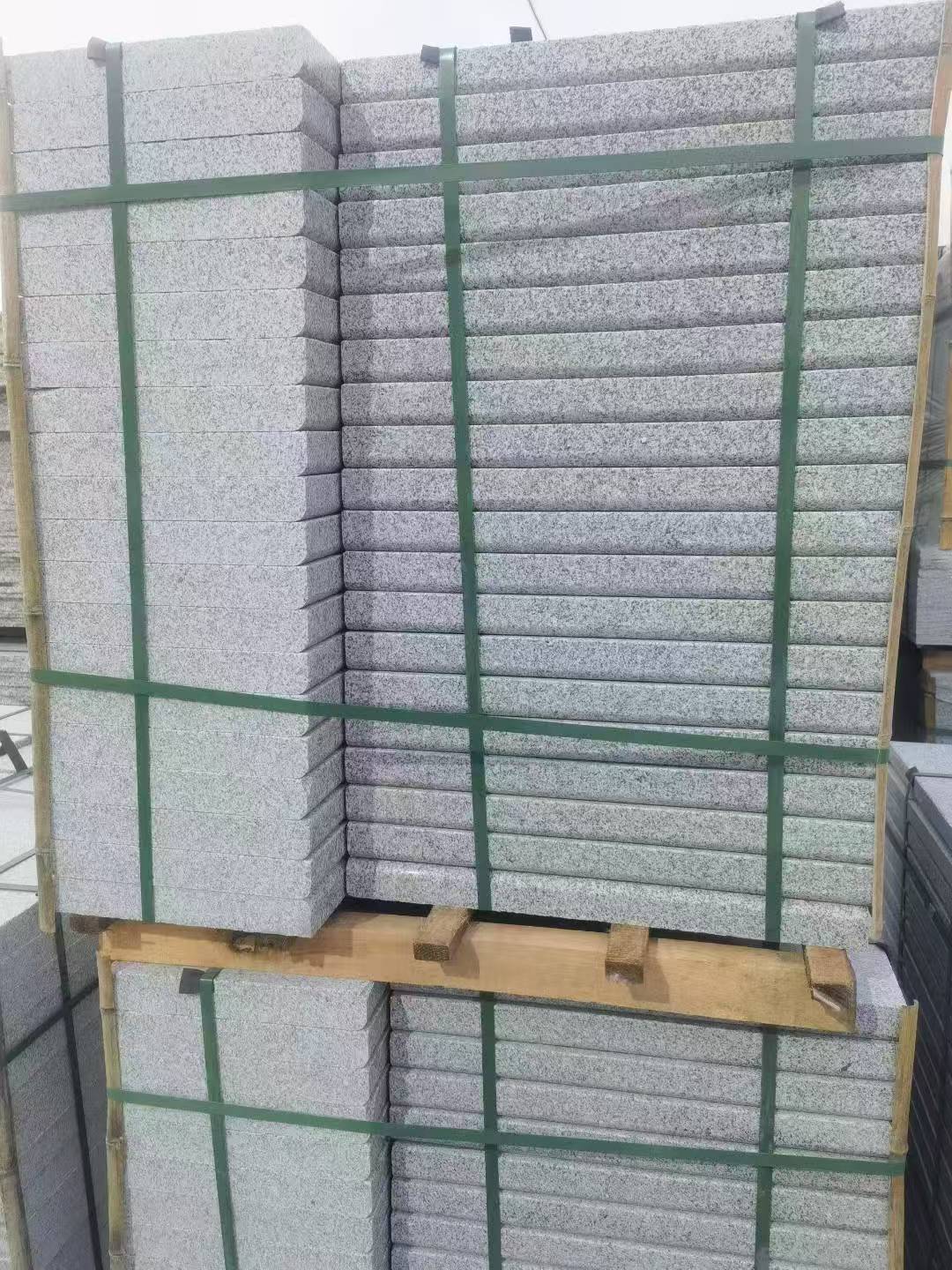 青海 5公分芝麻白，倒斜角，室外楼梯踏步