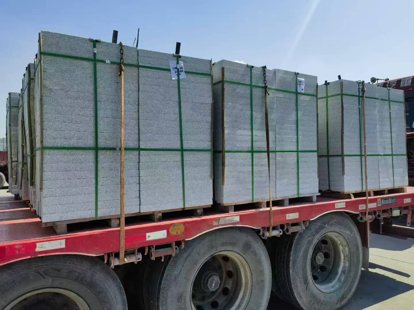 青海 芝麻白花岗岩地铺石