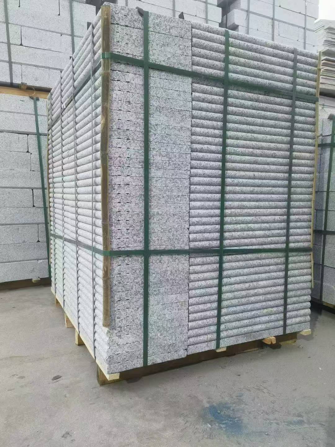 青海 芙蓉白3公分厚磨圆边、拉槽，楼梯踏步